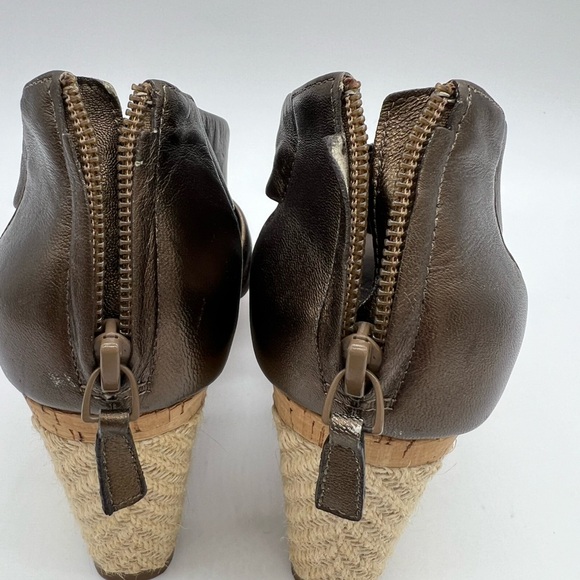 Cole Haan Wedge Sandals Metallic Bronze Leather Cork 7B Comfortable Shoes - Picture 8 of 16
